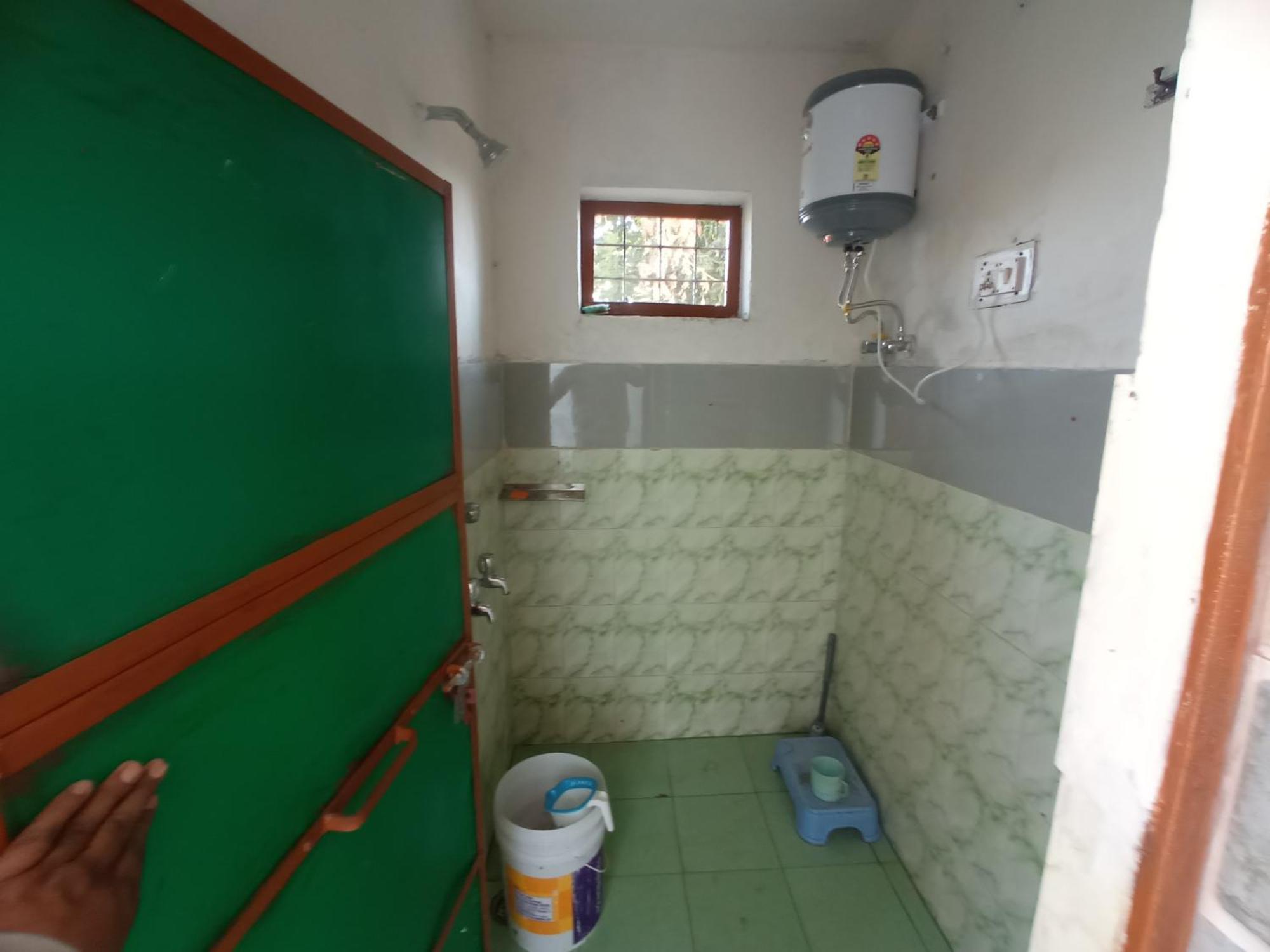 Travelodge Homestay Bīr المظهر الخارجي الصورة